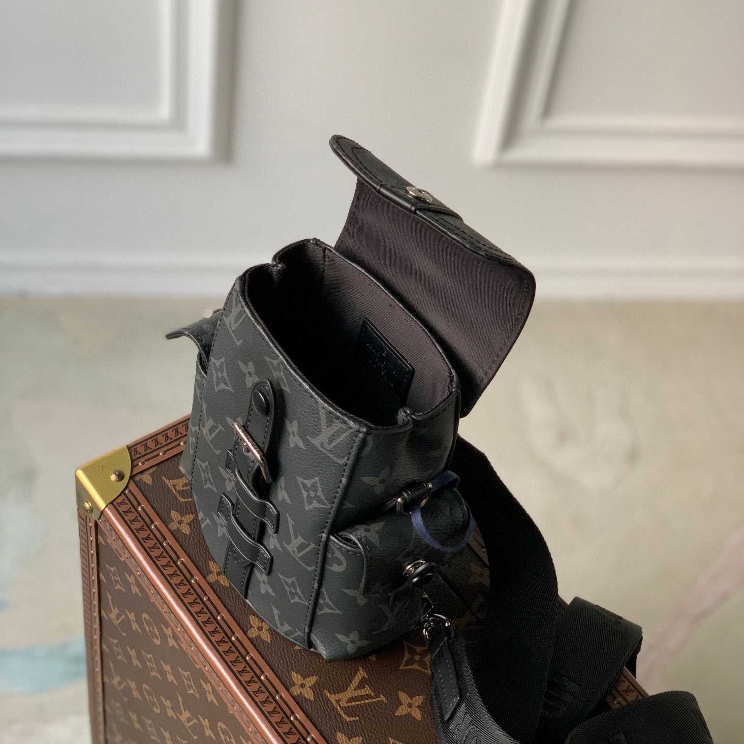 Louis Vuitton Nano Christopher     M82769 - EUR FASHION
