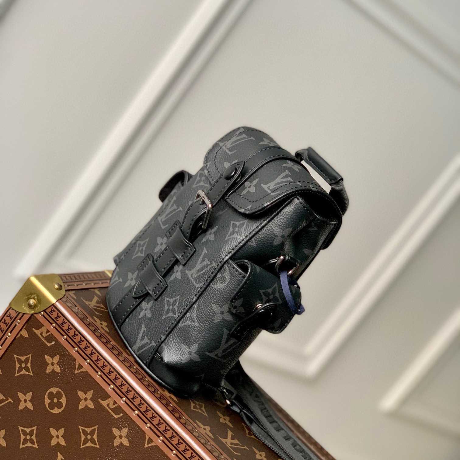 Louis Vuitton Nano Christopher     M82769 - EUR FASHION
