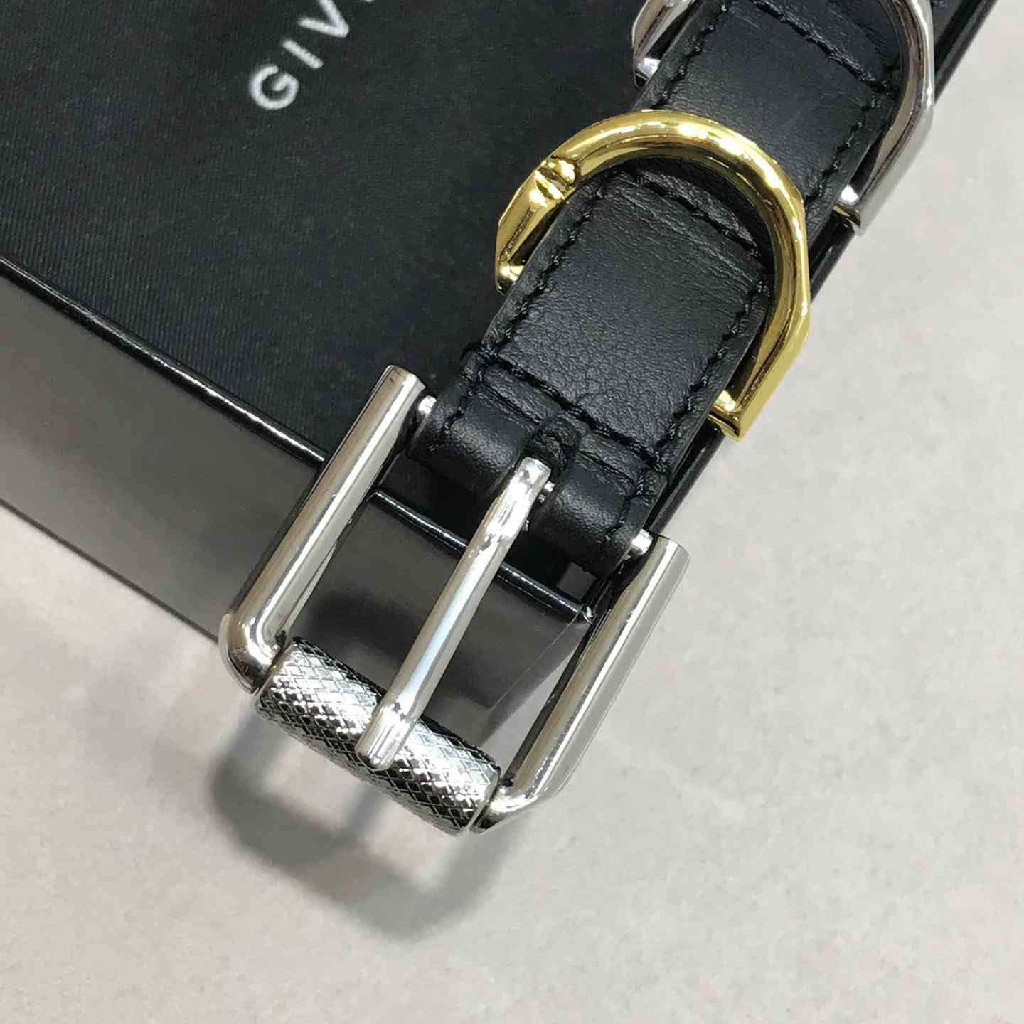Givenchy Voyou Belt In Leather - EUR FASHION