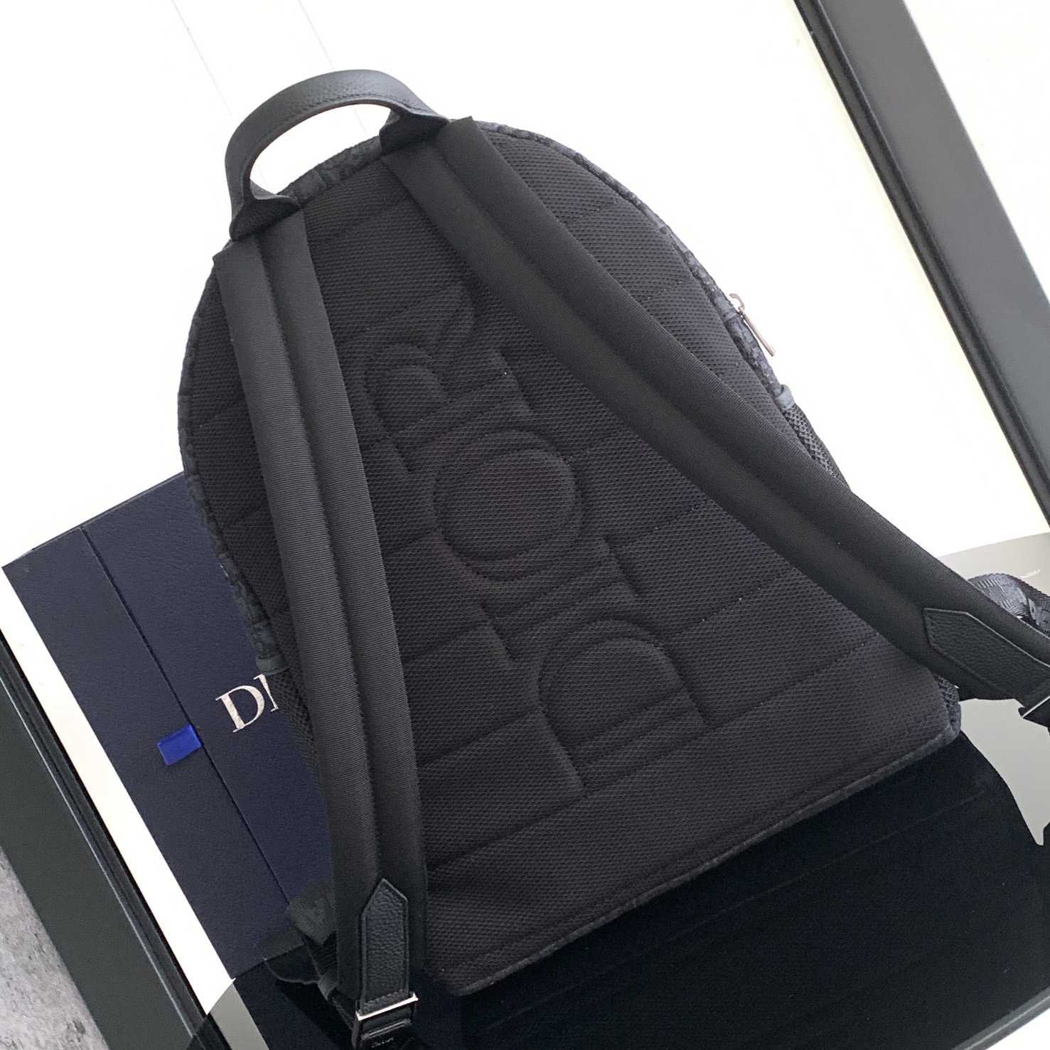 Dior 8 Backpack - EUR FASHION