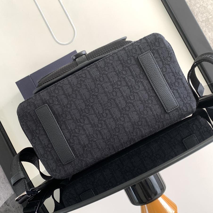 Dior 8 Backpack - EUR FASHION