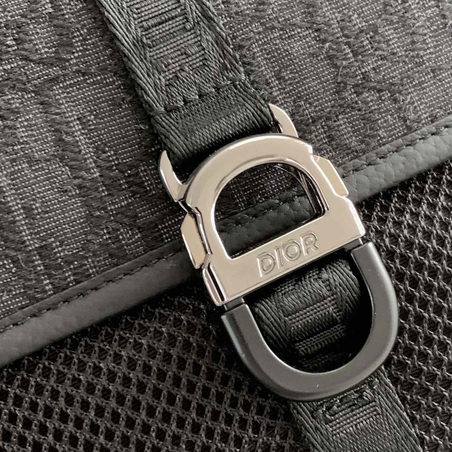 Dior 8 Backpack - EUR FASHION