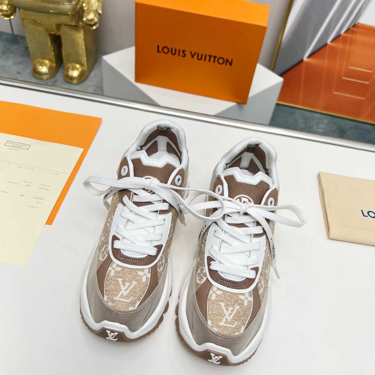 Louis Vuitton Monogram Sneaker            - EUR FASHION