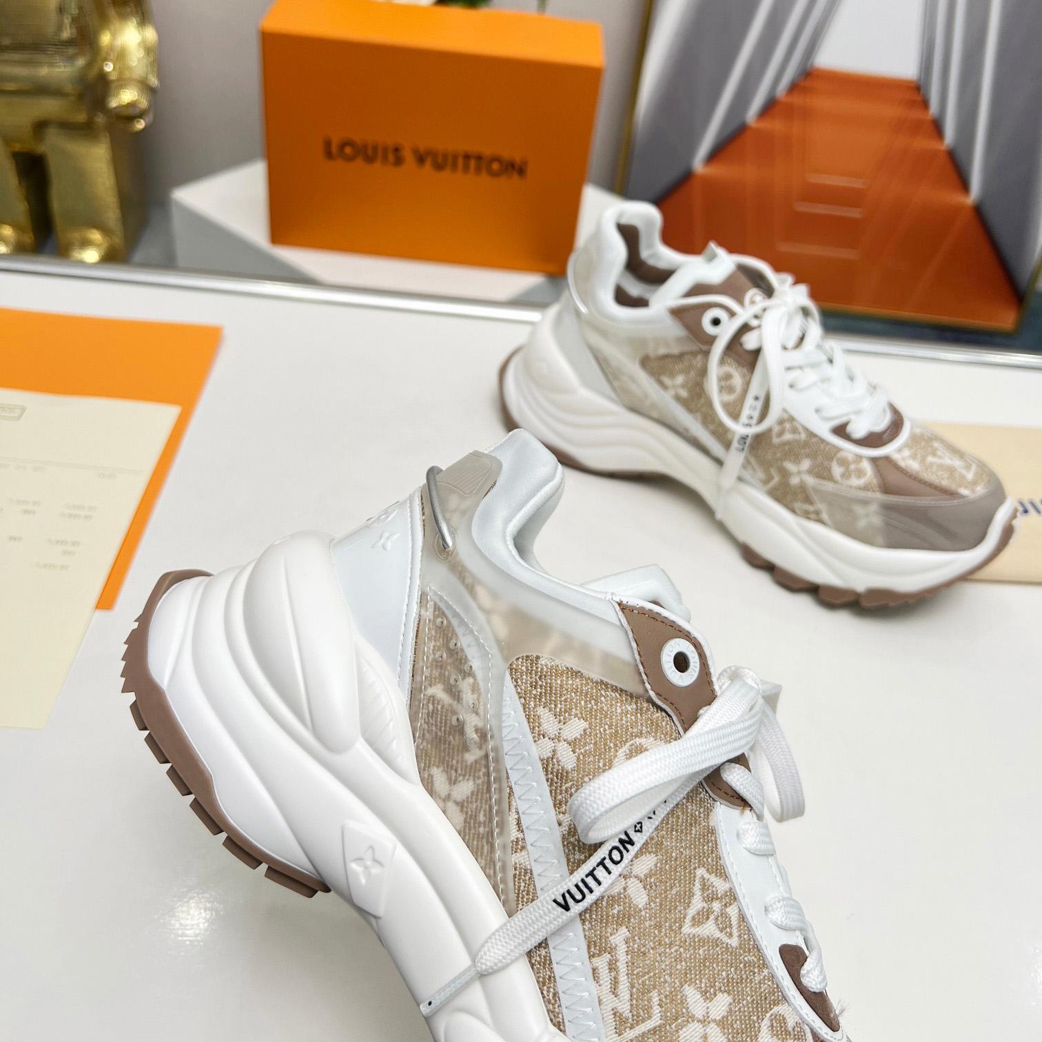 Louis Vuitton Monogram Sneaker            - EUR FASHION