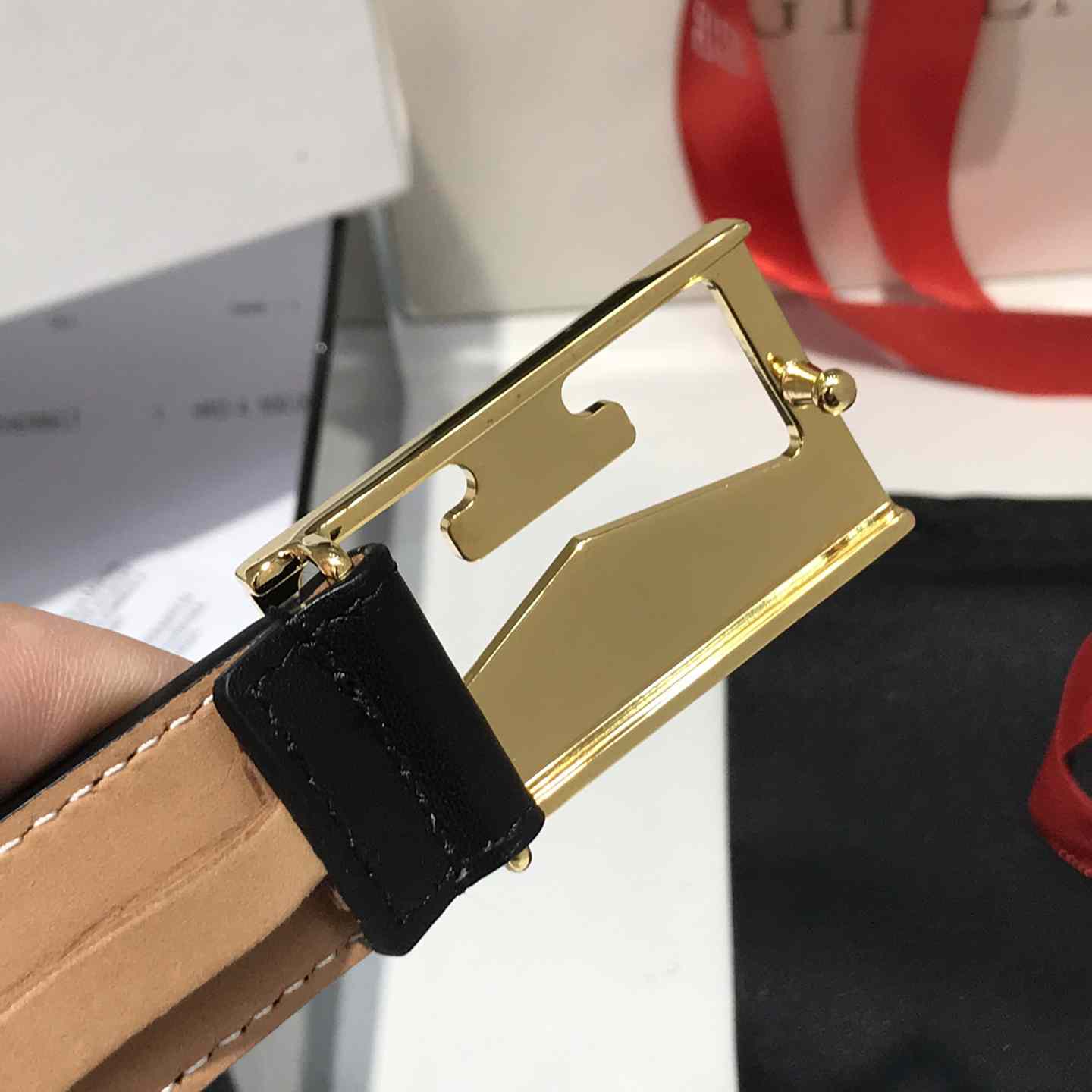 Givenchy  Leather Belt      30mm - EUR FASHION