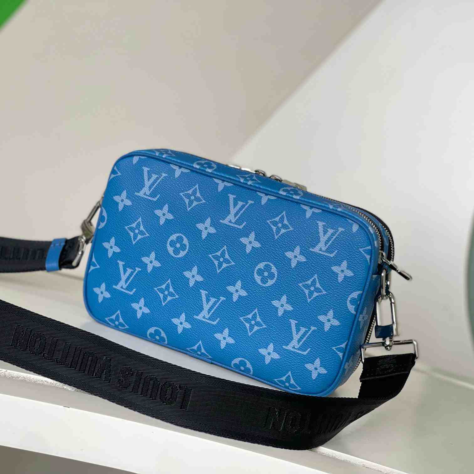 Louis Vuitton Alpha Messenger  M31016 - EUR FASHION