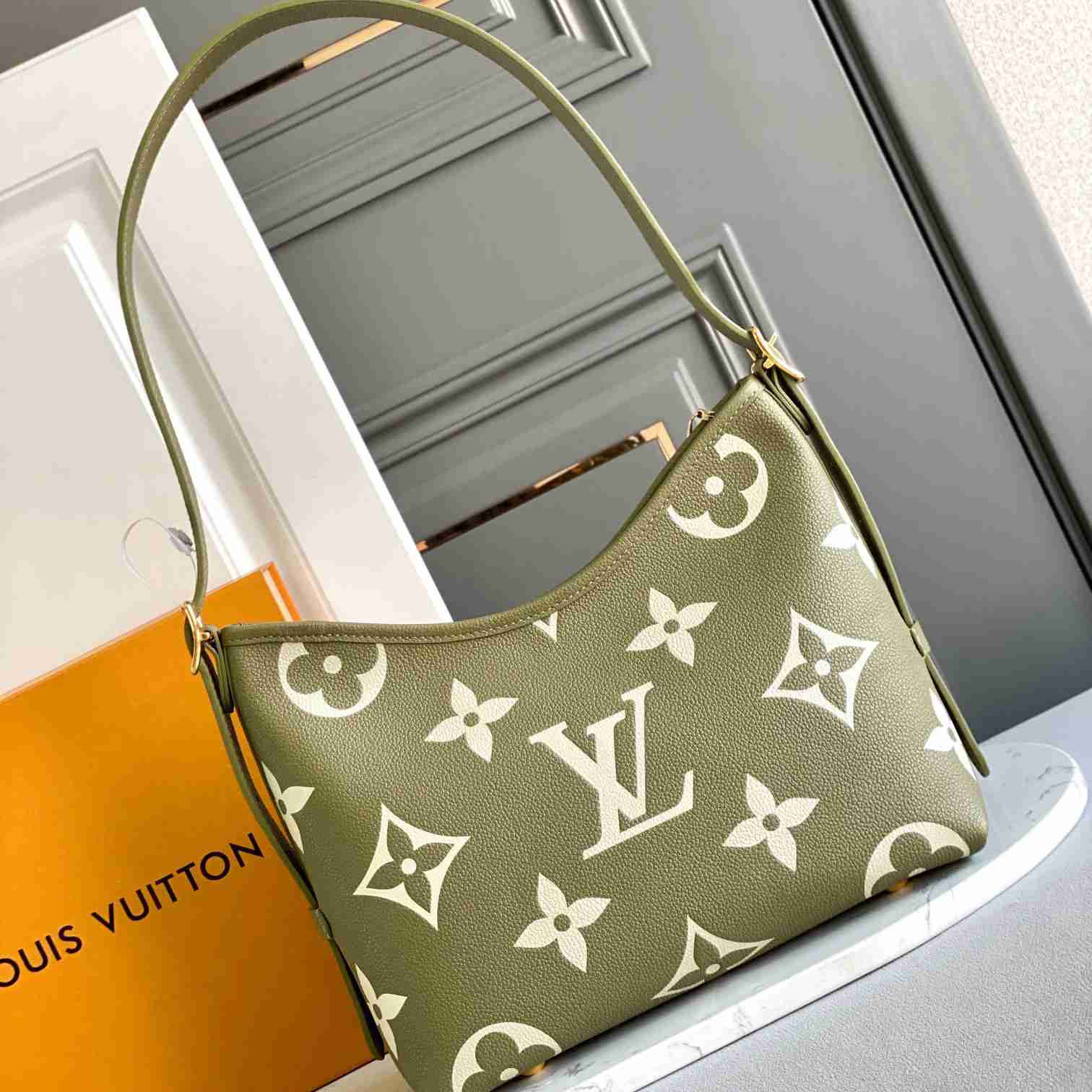 Louis Vuitton CarryAll PM    M46672 - EUR FASHION