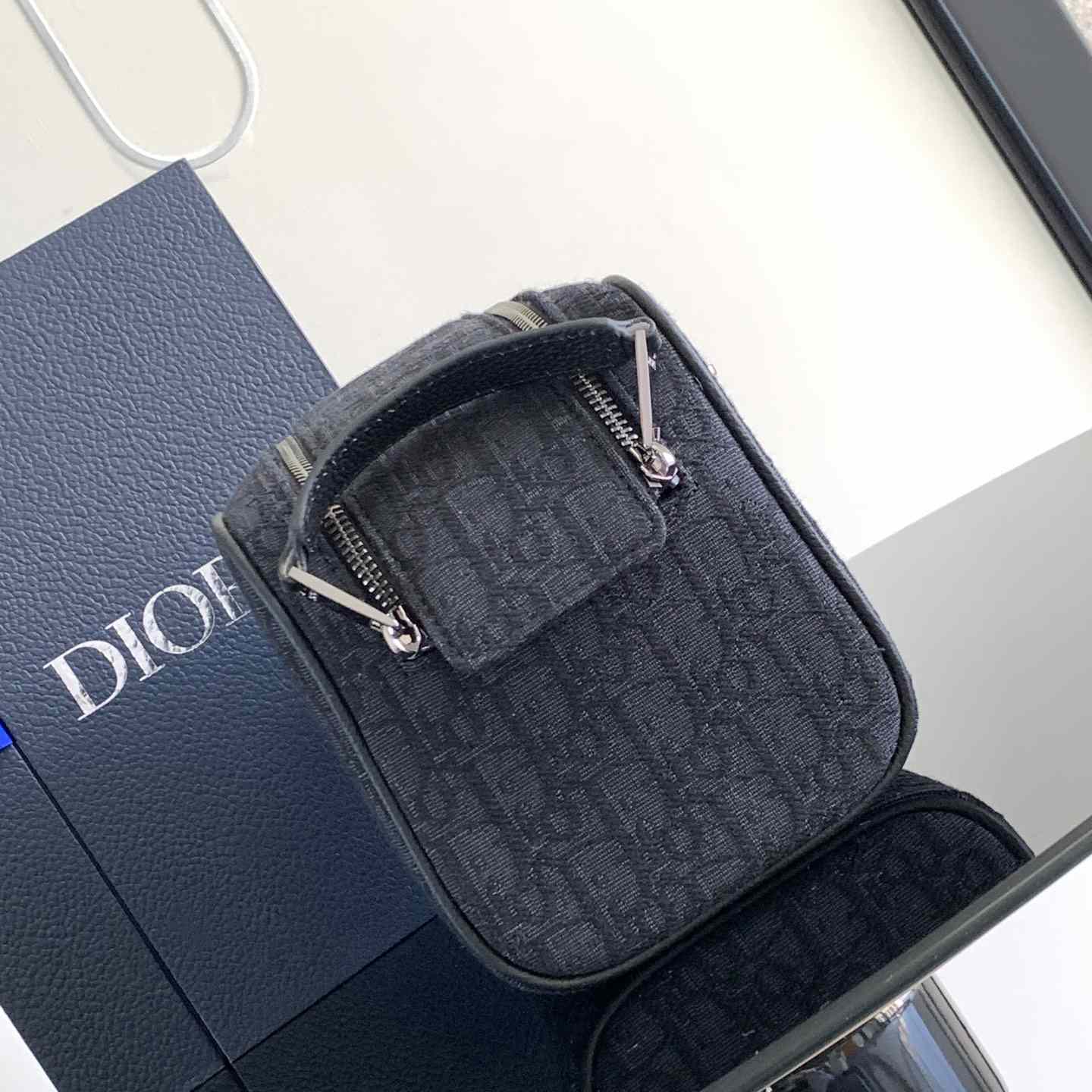 Dior Toiletry Bag - EUR FASHION