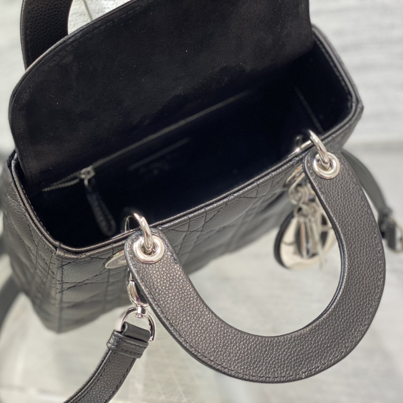 Dior Lady Dior Bag  20cm - EUR FASHION