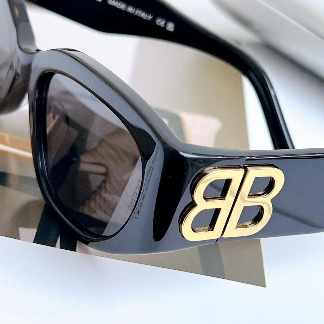 Balenciaga Bossy Round AF Sunglasses In Black - EUR FASHION