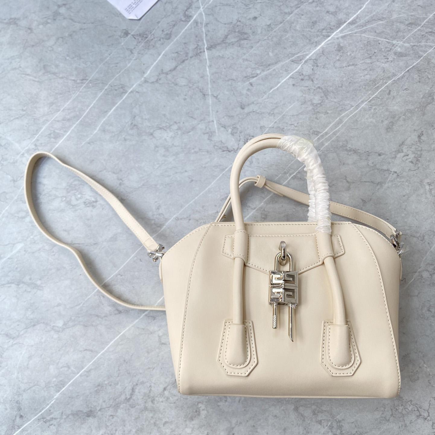 Givenchy Mini Antigona Lock Bag (23*27*13cm) - EUR FASHION