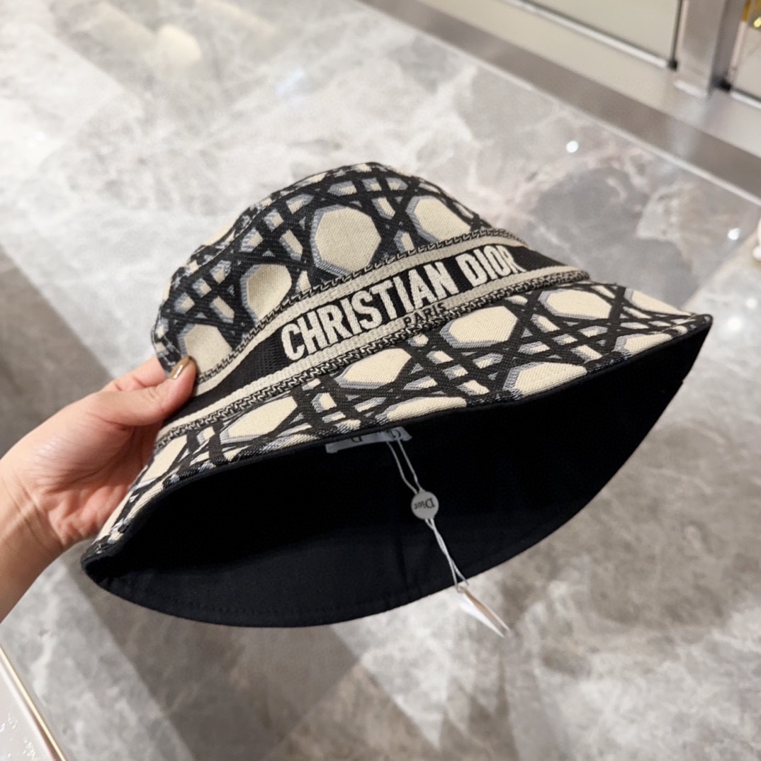 Dior D-Bobby Macrocannage Small Brim Bucket Hat - EUR FASHION
