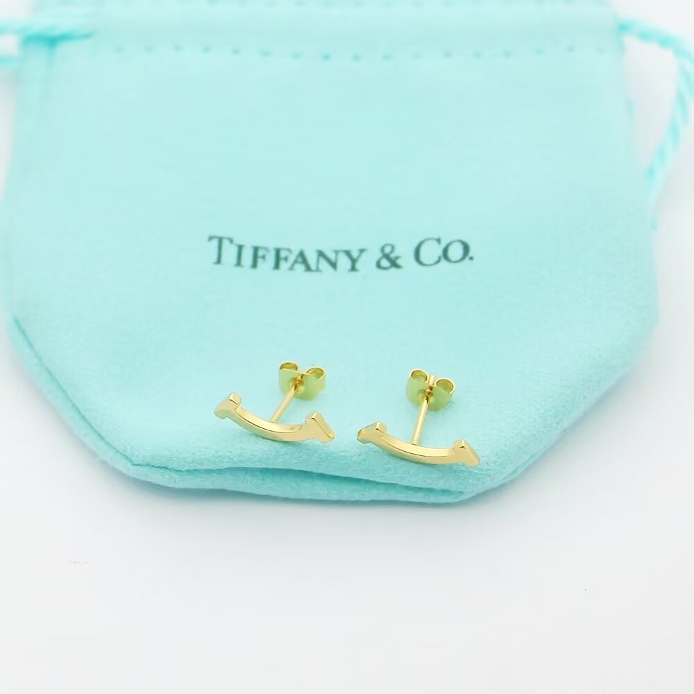 Tiffany & Co. Tiffany T Smile Earring - EUR FASHION