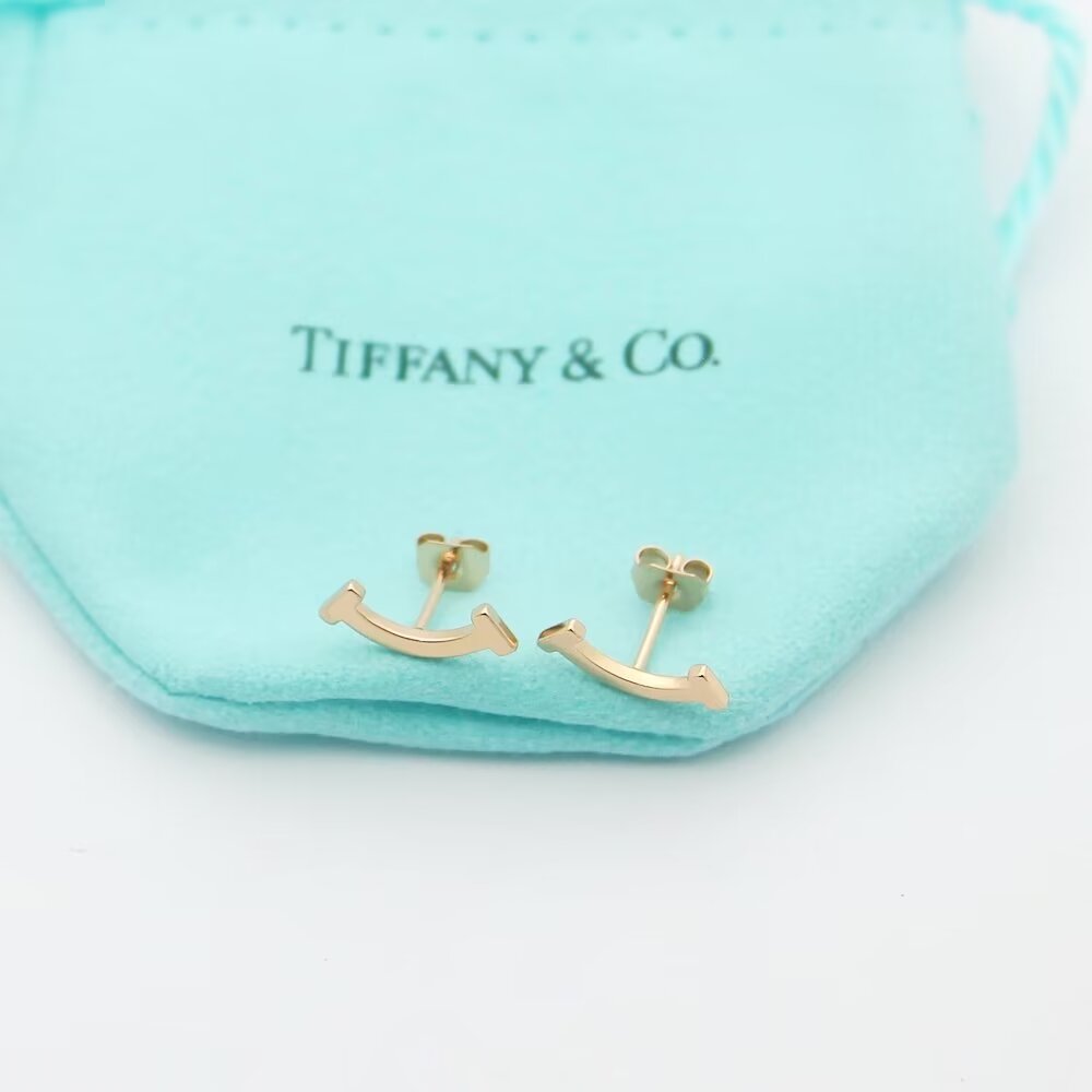 Tiffany & Co. Tiffany T Smile Earring - EUR FASHION