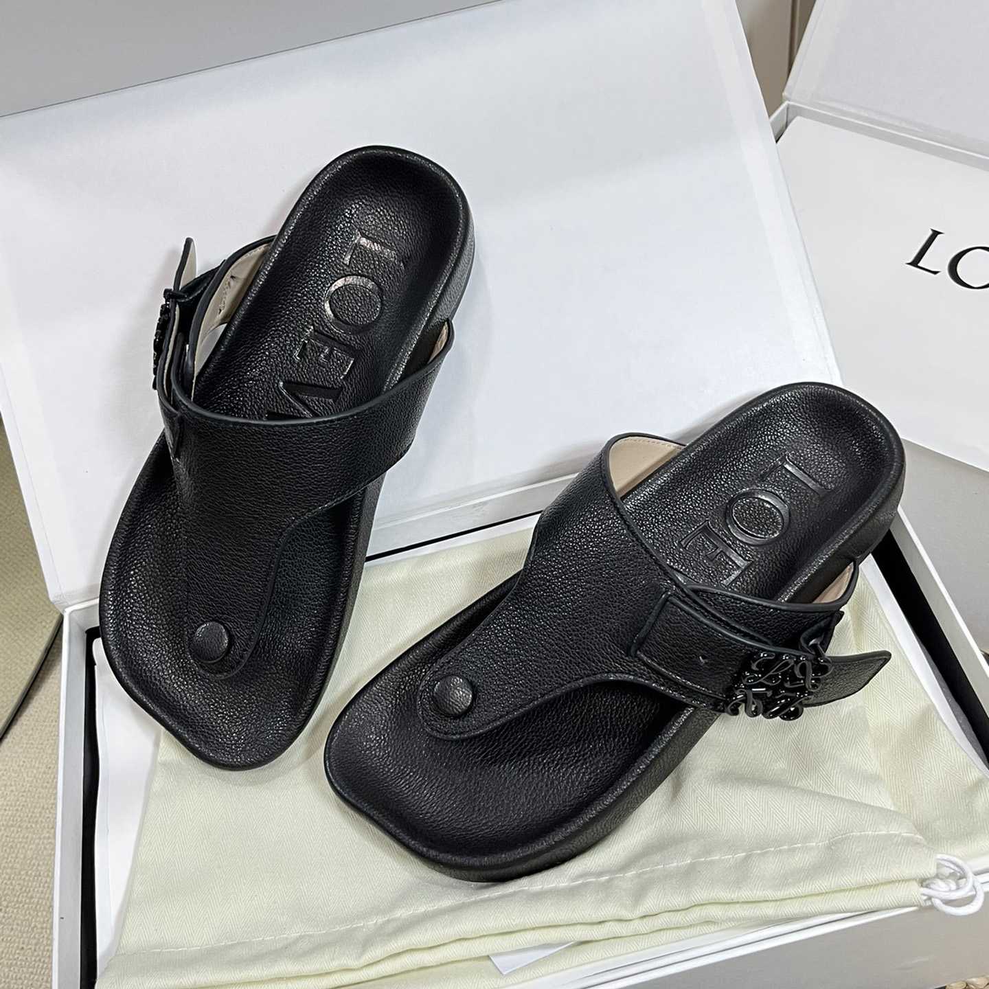 Loewe Anagram Ease Sandal In Kidskin - EUR FASHION