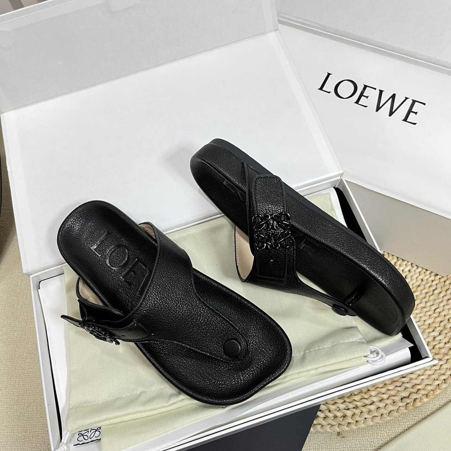 Loewe Anagram Ease Sandal In Kidskin - EUR FASHION