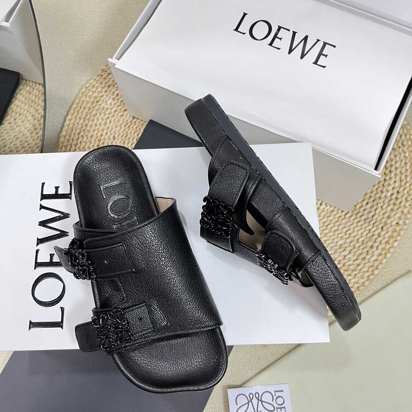 Loewe Ease slide In Goatskin - EUR FASHION