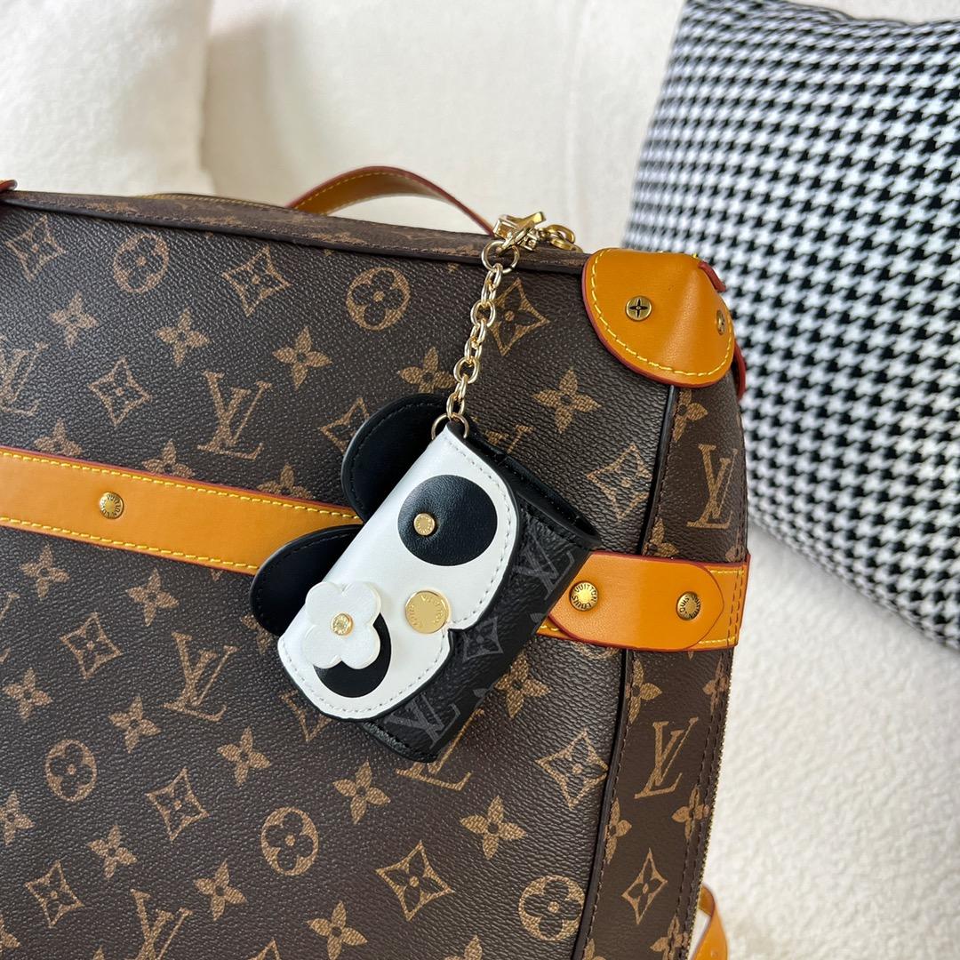 Louis Vuitton Panda Earpods Case    GI0861 - EUR FASHION