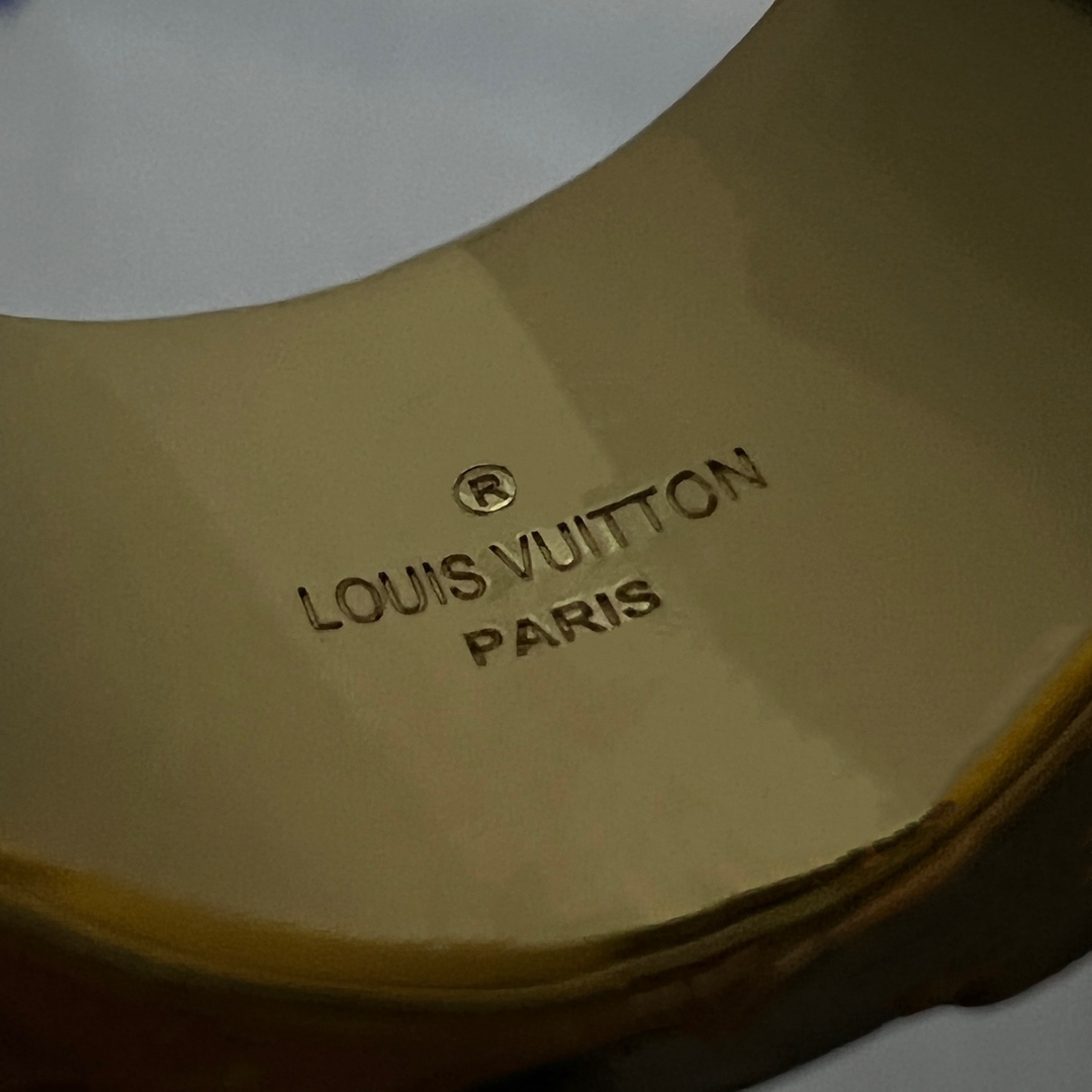 Louis Vuitton LV Rope Ring    M1543L - EUR FASHION