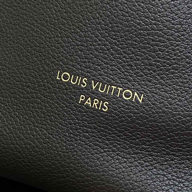Louis Vuitton Low Key Hobo MM   M24856 - EUR FASHION
