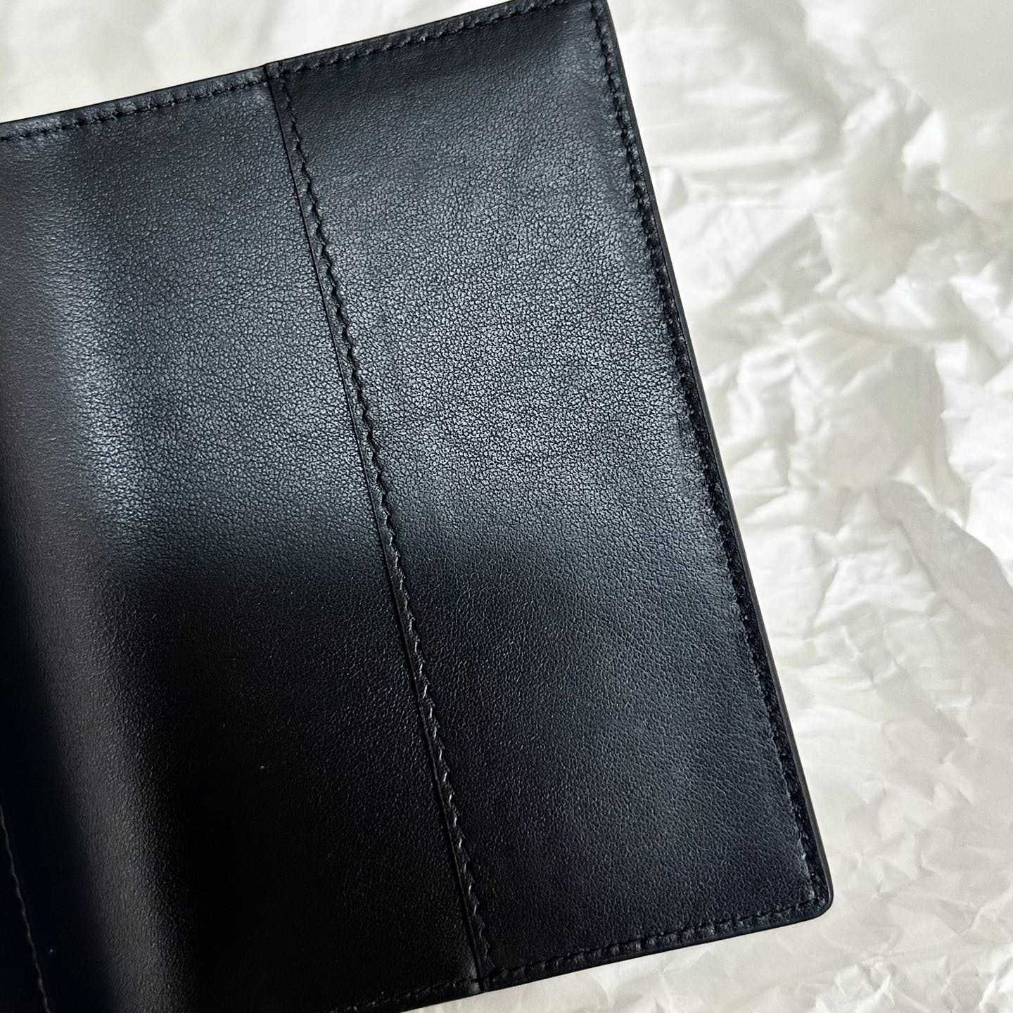 Balenciaga Passport Wallet  (14×10×1.5cm) - EUR FASHION