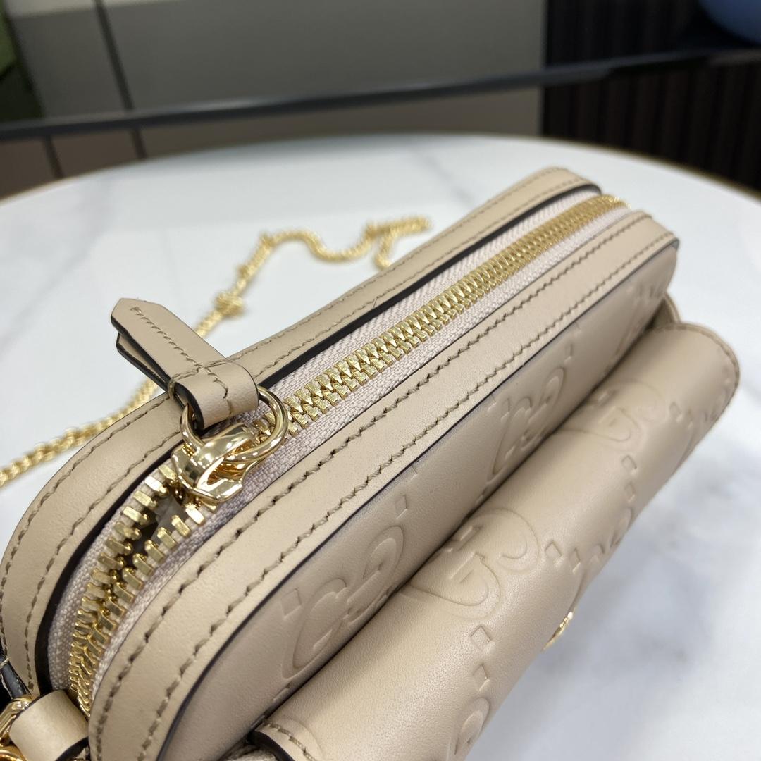 Gucci GG Super Mini Shoulder Bag - EUR FASHION