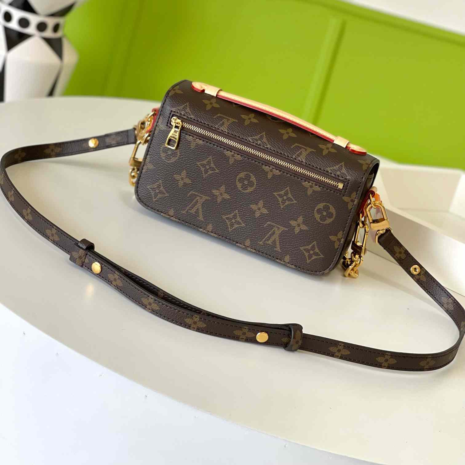 Louis Vuitton Pochette Métis East West   M46279 - EUR FASHION