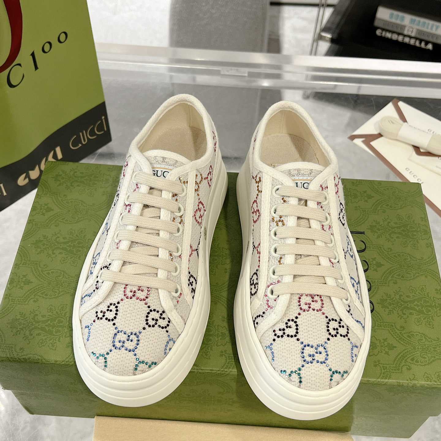 Gucci Women's GG Trainer  - EUR FASHION
