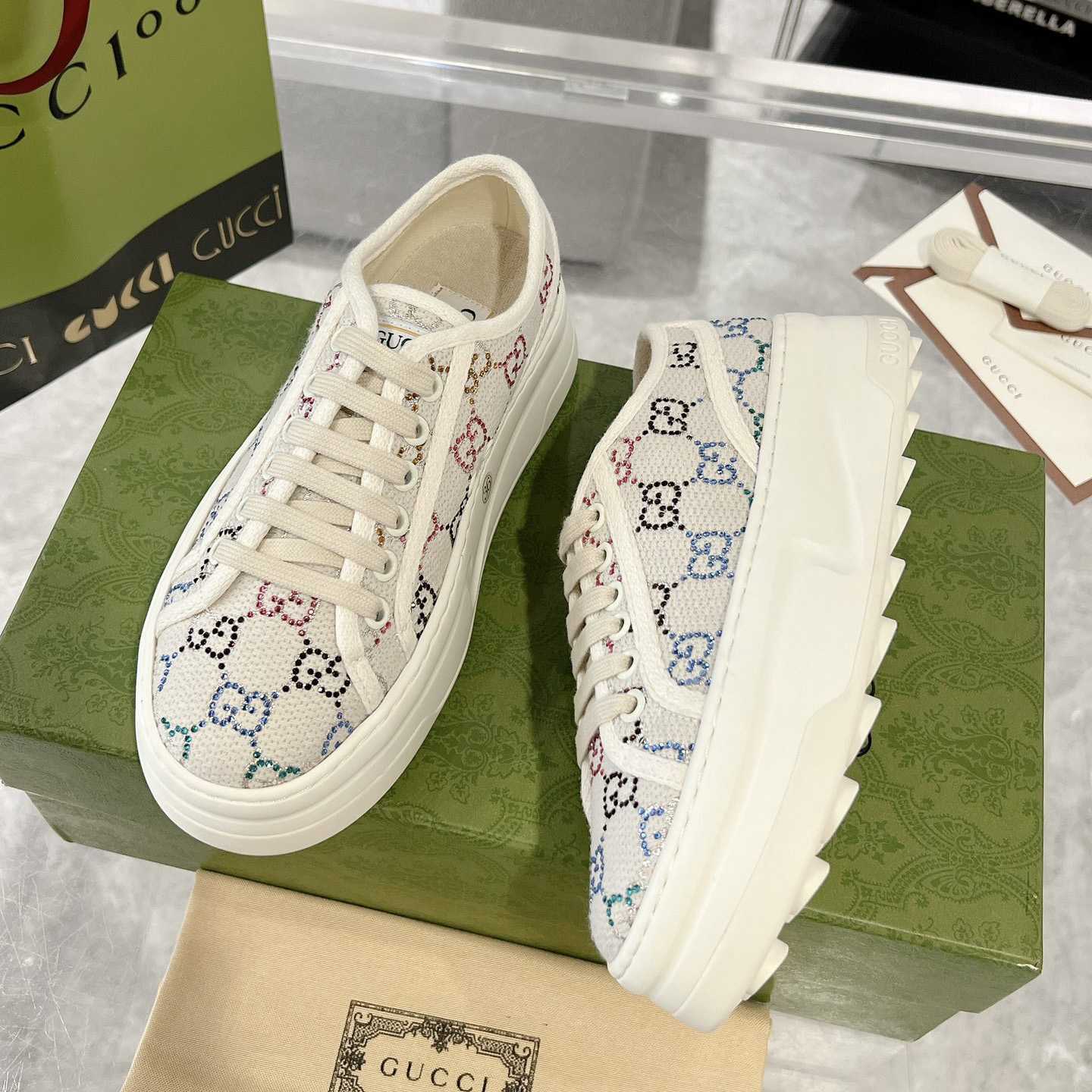 Gucci Women's GG Trainer  - EUR FASHION