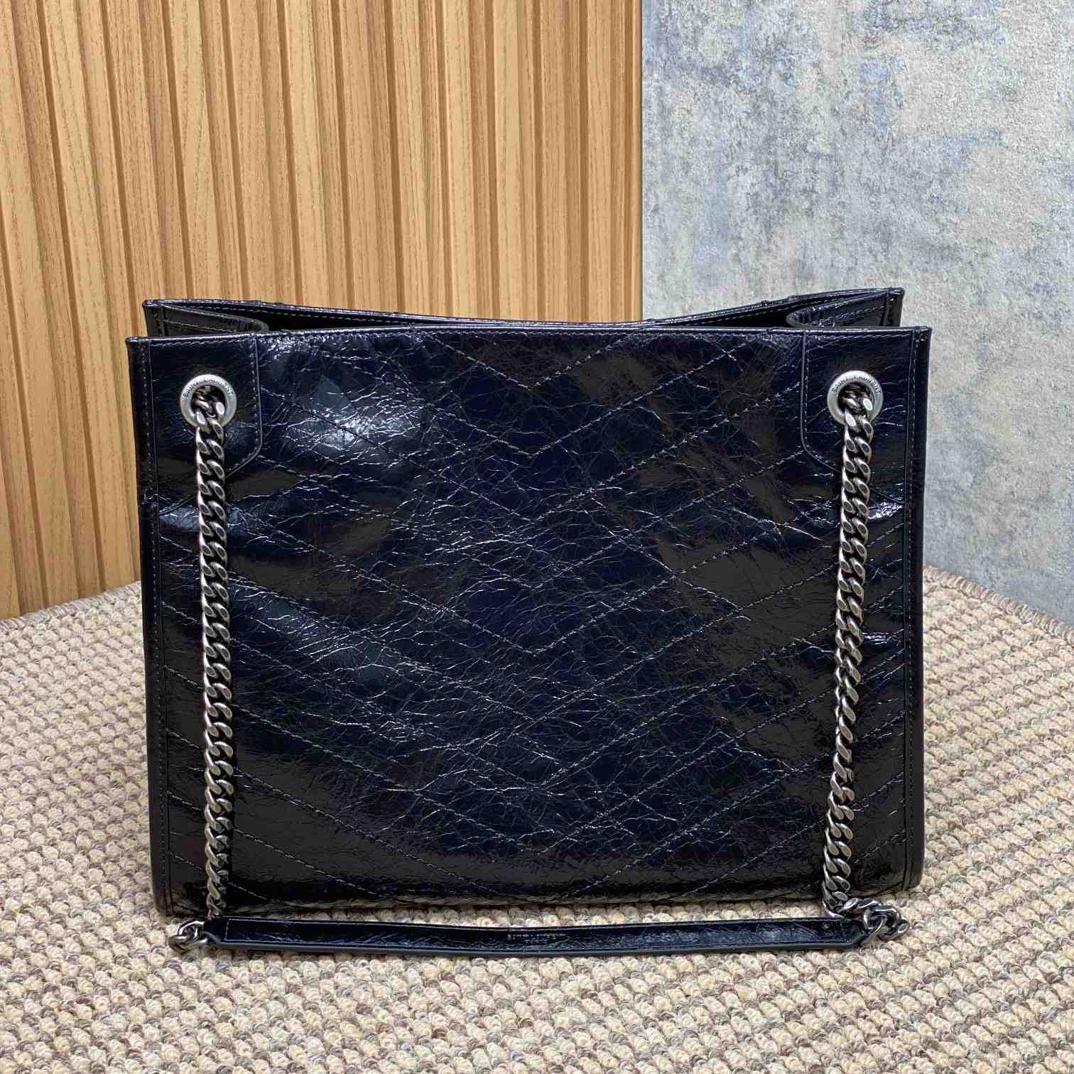 Saint Laurent NiKi Shopping In Vintage Leather - EUR FASHION