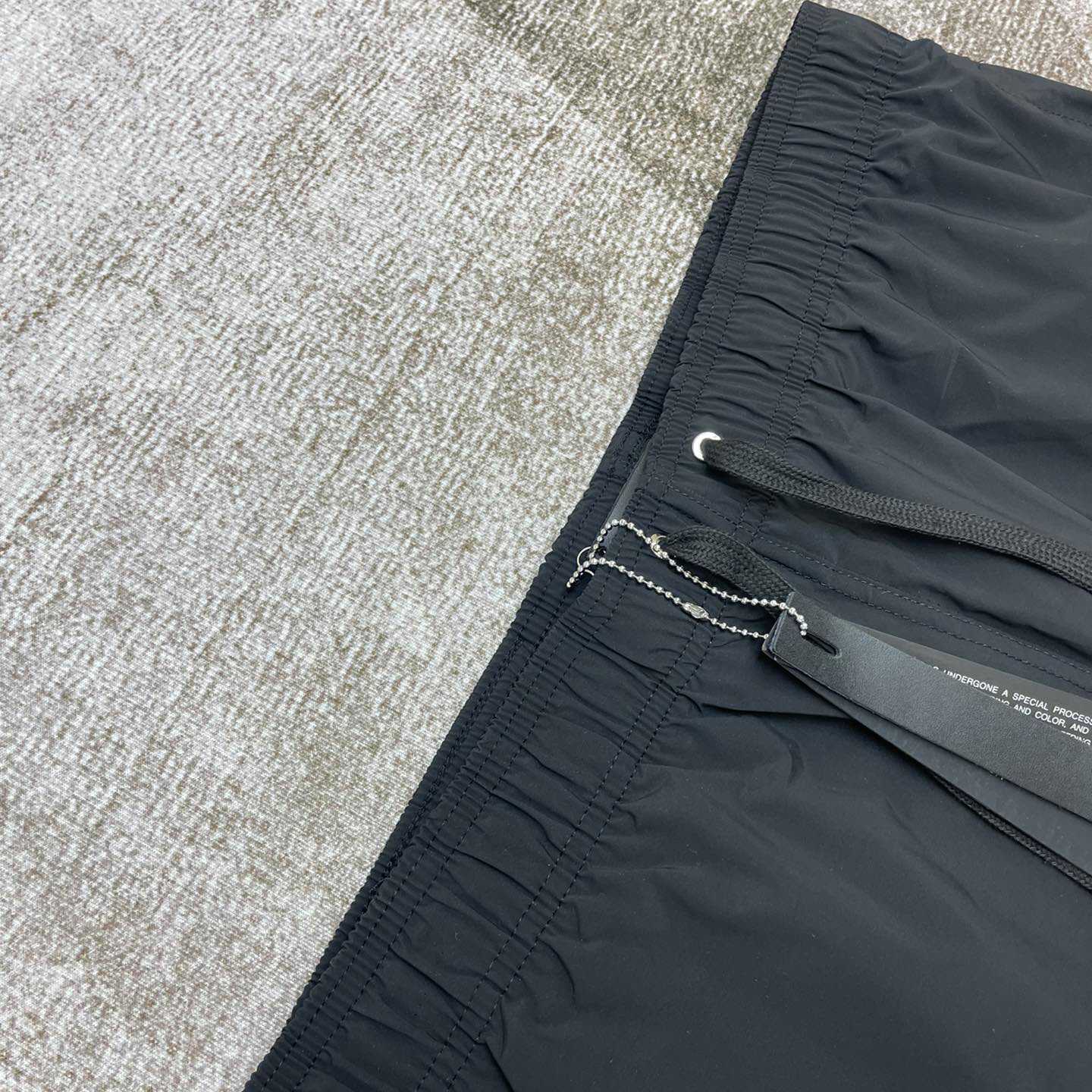 Amiri Stack Logo Swim Shorts       x777 - EUR FASHION