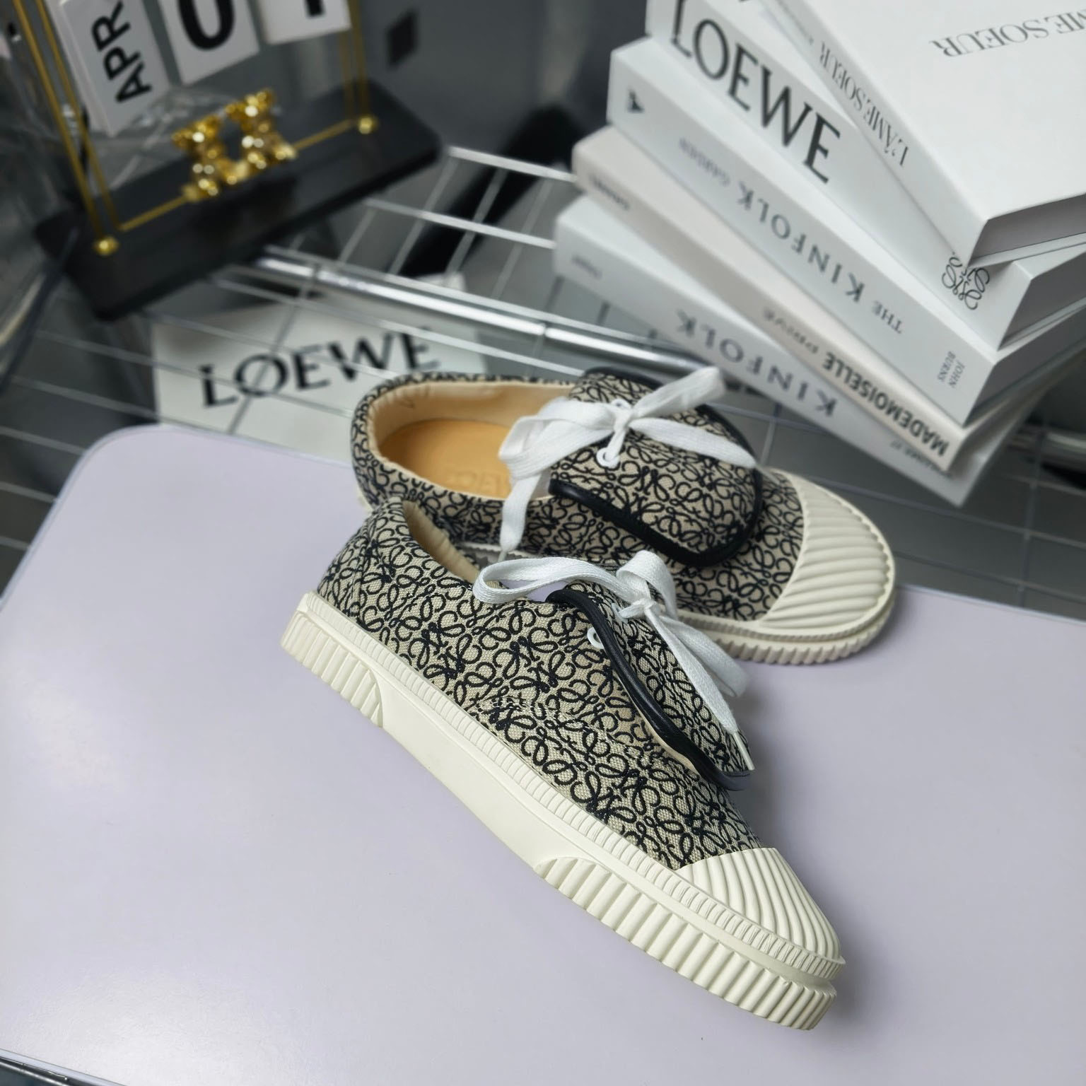 Loewe Anagram Jacquard Flap Low-top Trainers - EUR FASHION