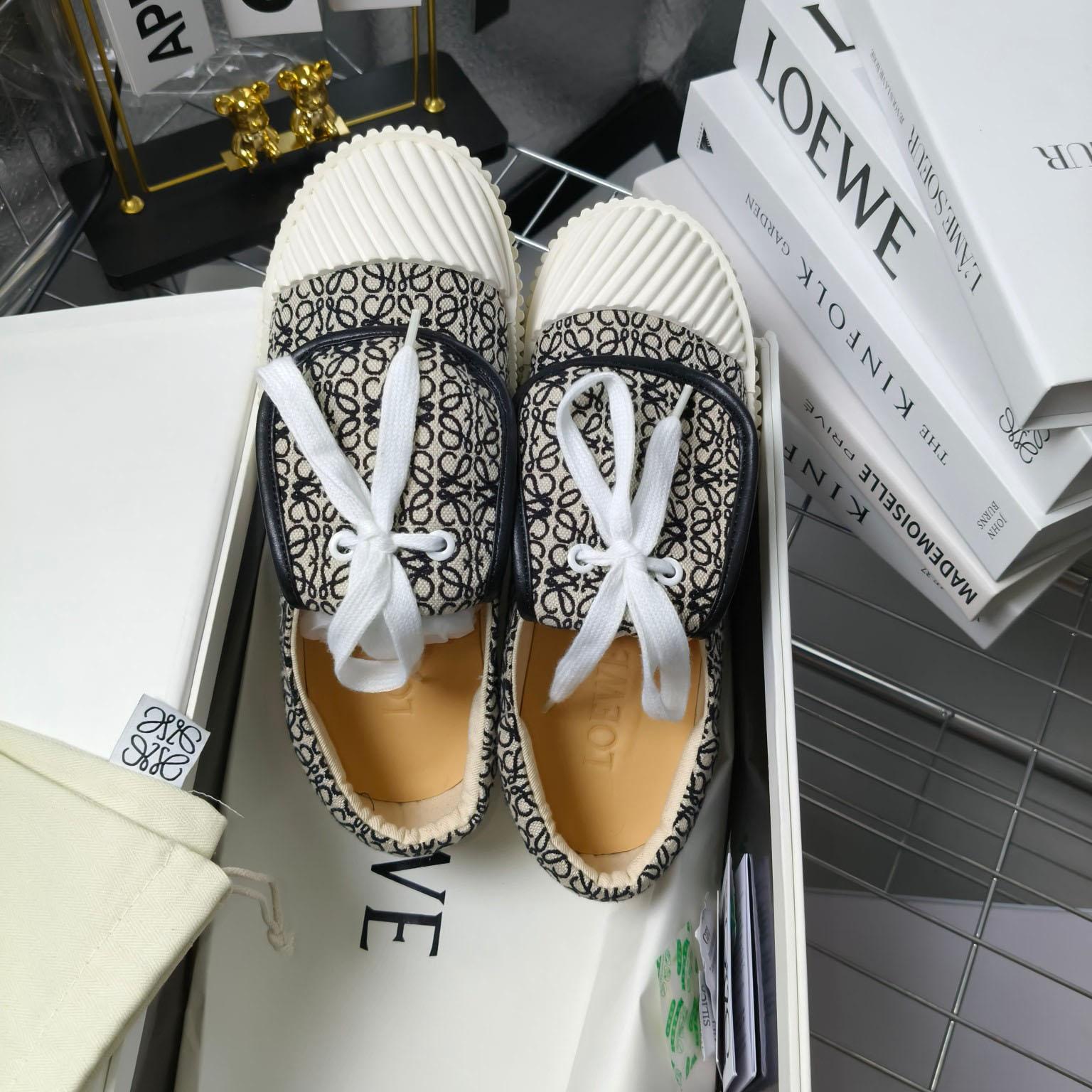 Loewe Anagram Jacquard Flap Low-top Trainers - EUR FASHION