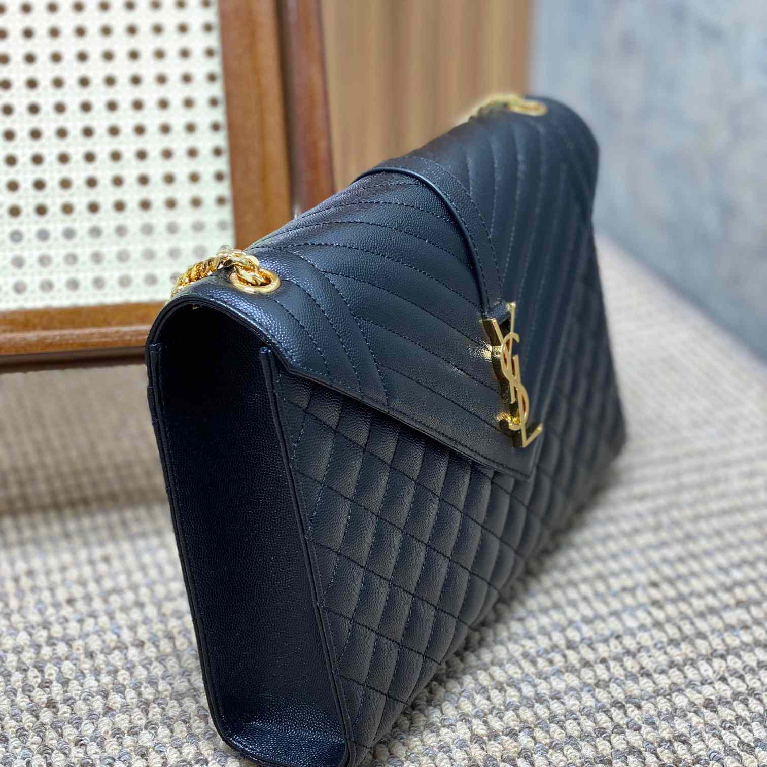 Saint Laurent Leather Shoulder Bag (31x21x7cm) - EUR FASHION