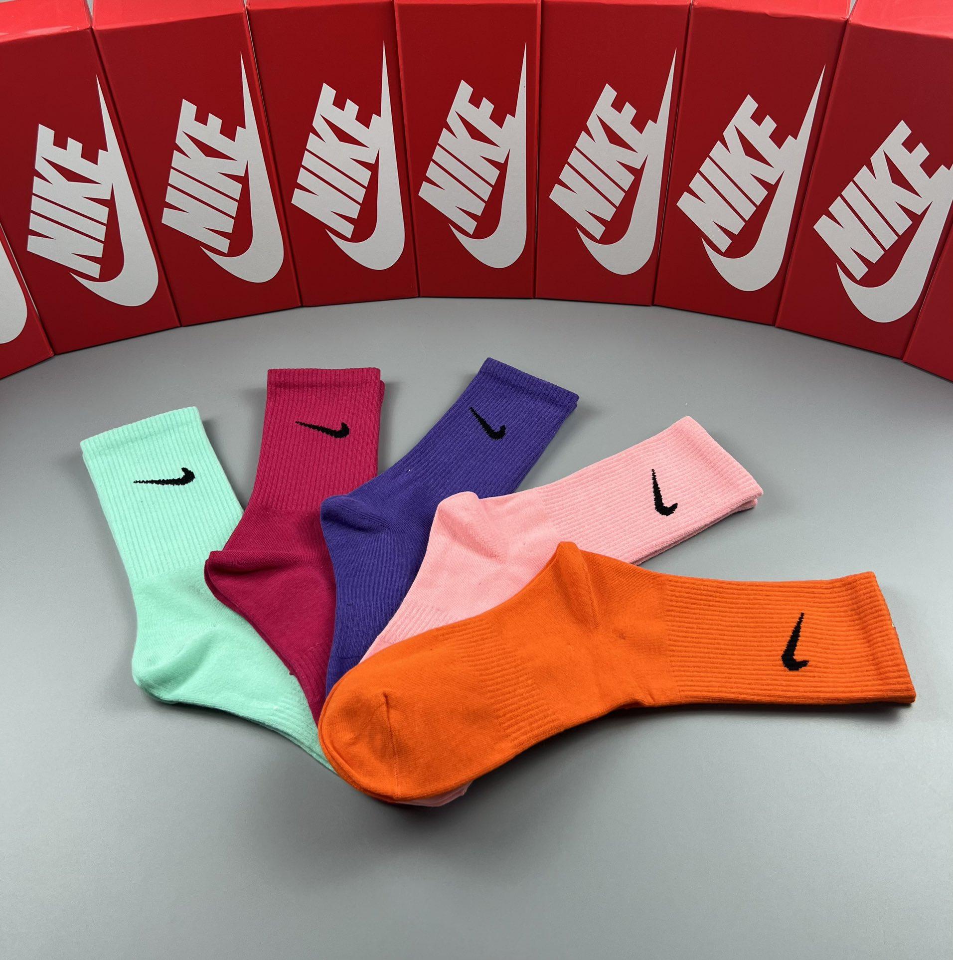 Nike Socks /Box - EUR FASHION