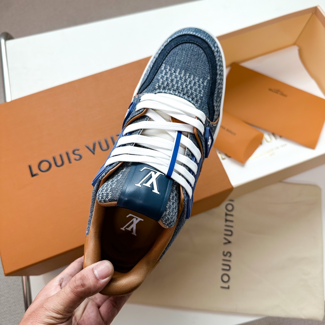 Louis Vuitton LV Trainer Sneaker  1AD6DK - EUR FASHION