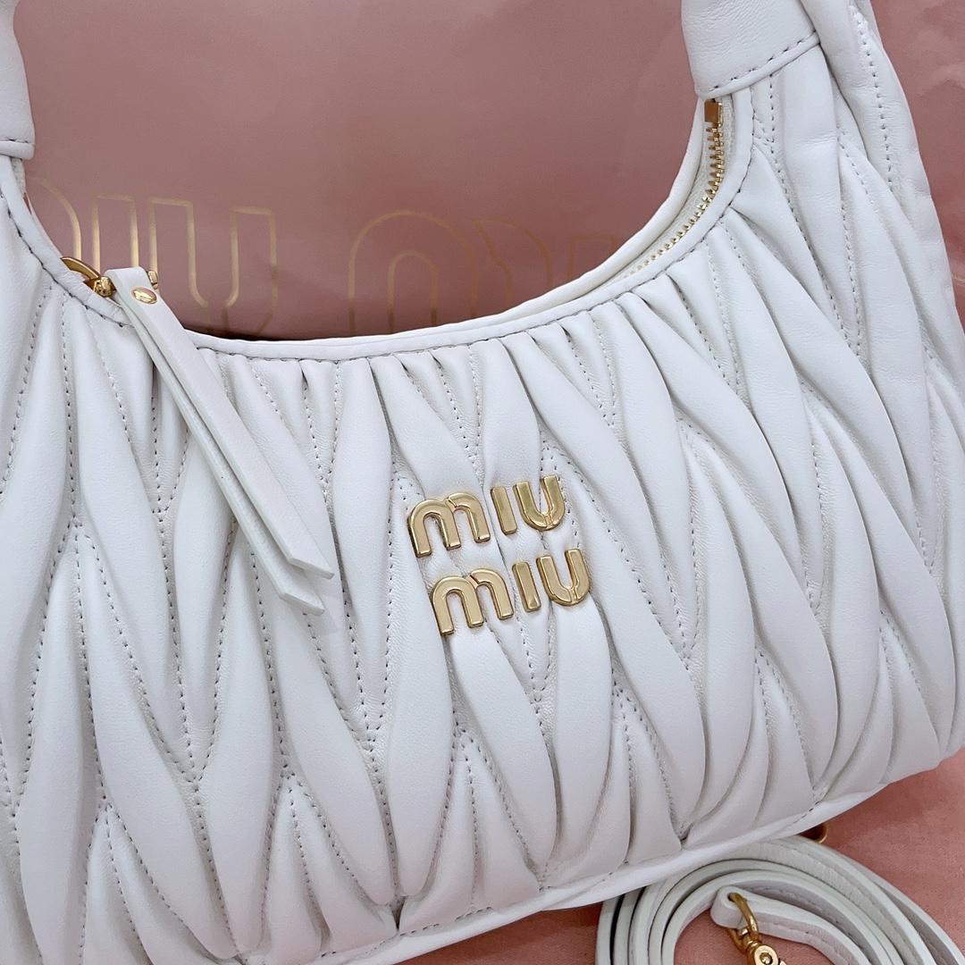 Miu Miu Wander Hobo Bag (25X18X7cm) - EUR FASHION