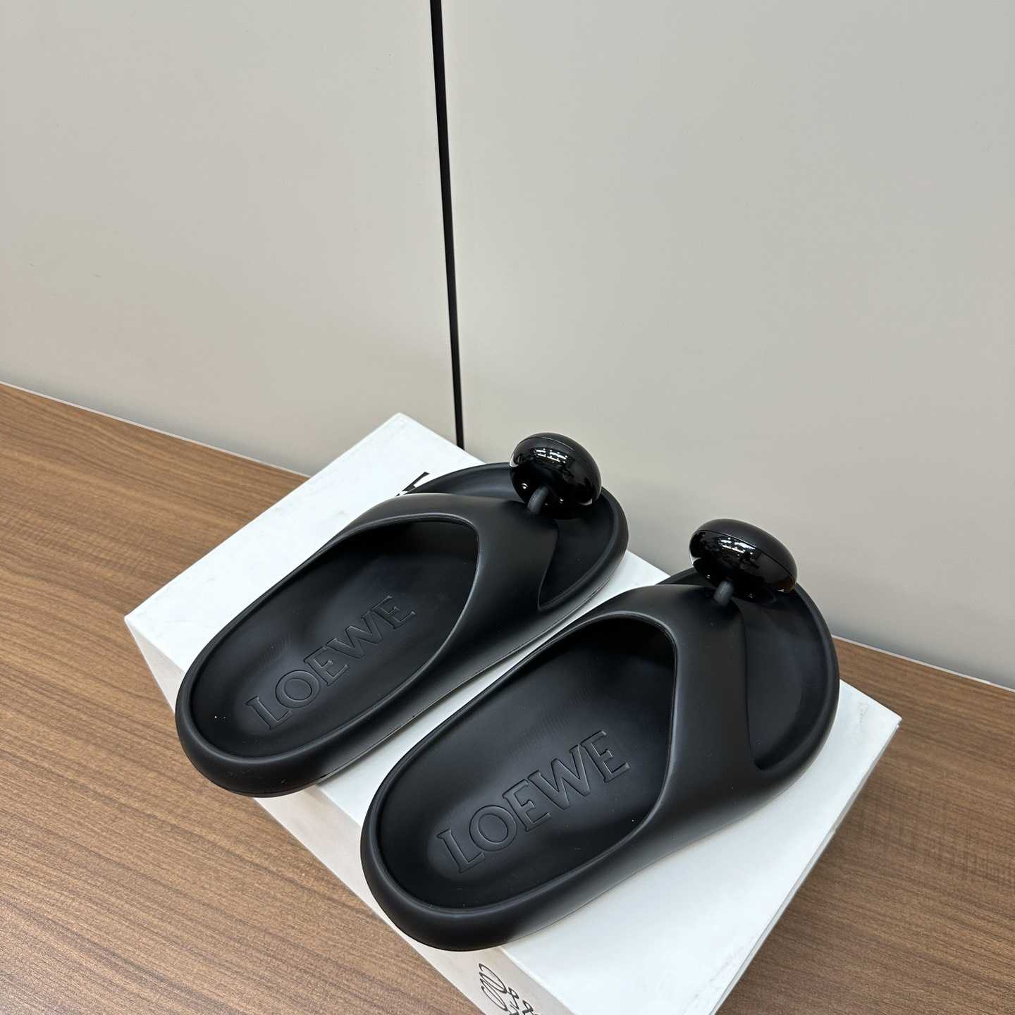 Loewe Paula's Ibiza Bubble Rubber Thong Sandals - EUR FASHION