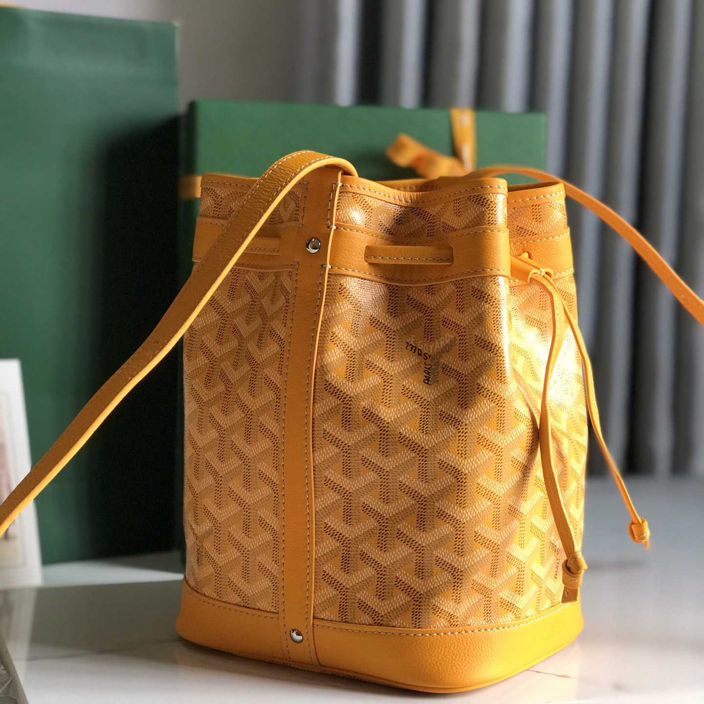 Goyard Petit Flot Bucket Bag  - EUR FASHION