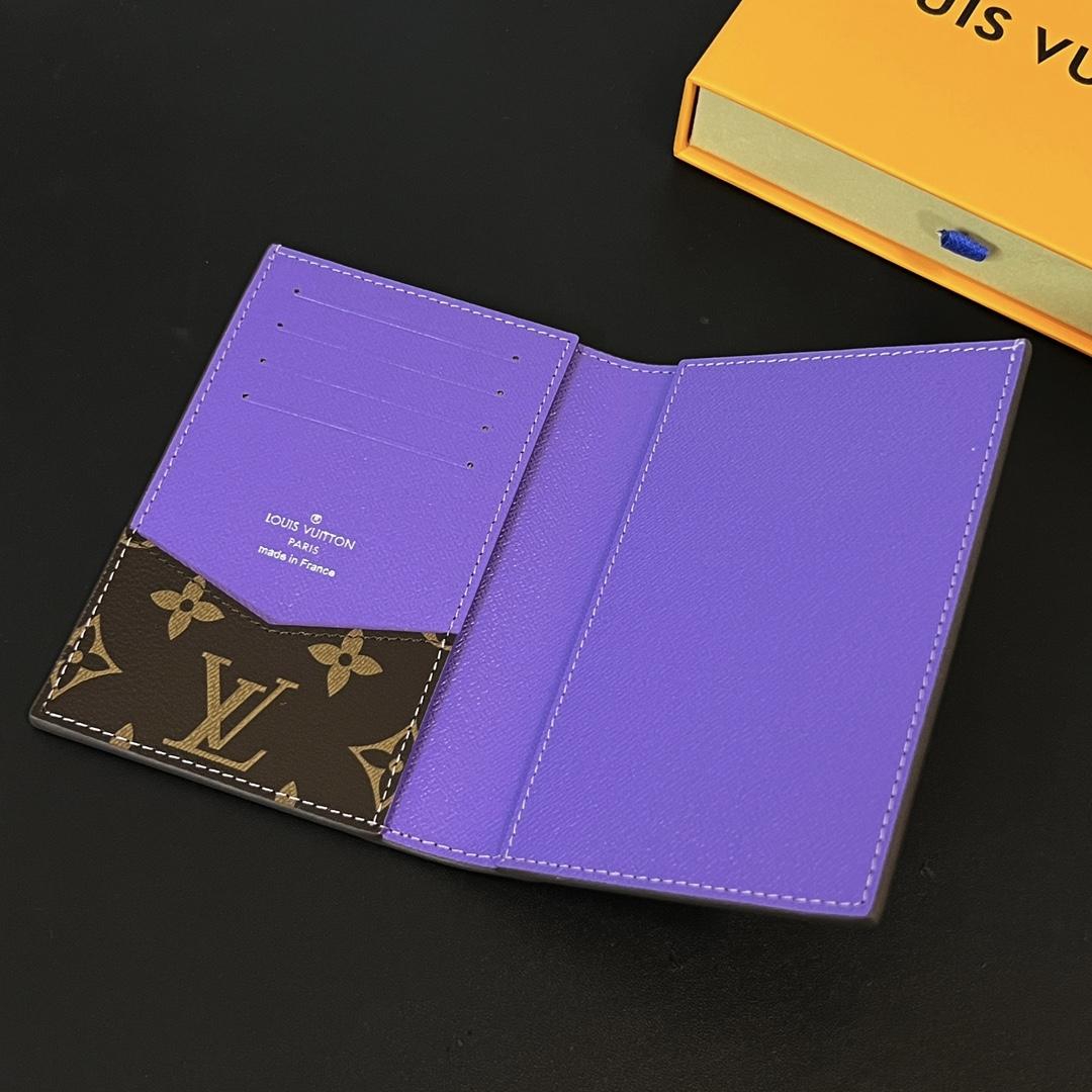 Louis Vuitton Passport Cover   M28268 - EUR FASHION