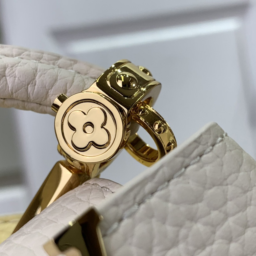 Louis Vuitton Capucines Mini  M24563 - EUR FASHION