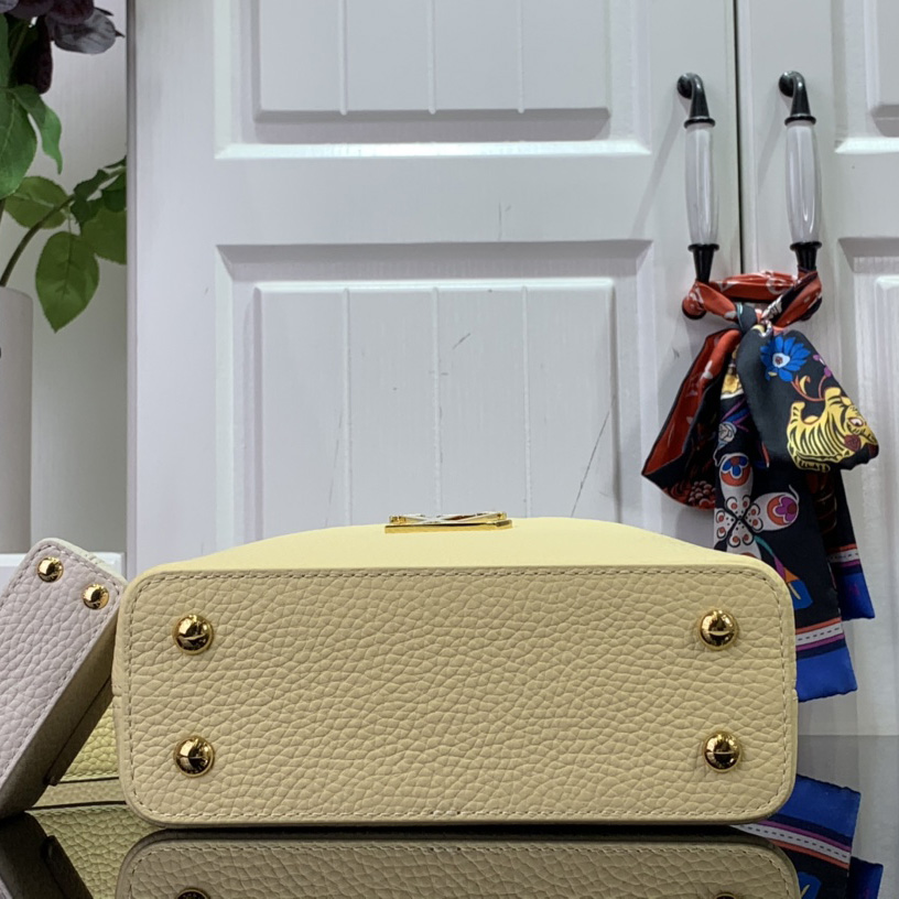 Louis Vuitton Capucines Mini  M24563 - EUR FASHION