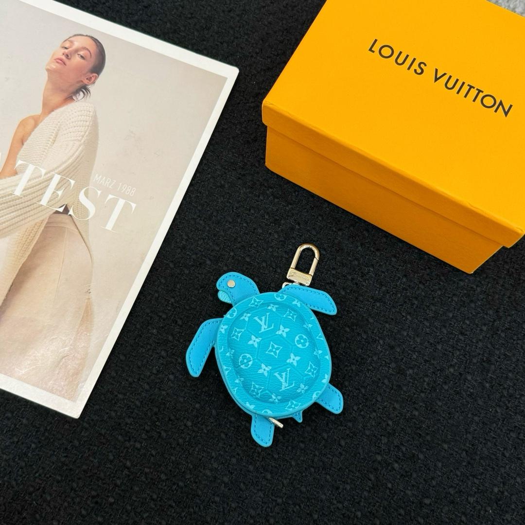 Louis Vuitton LV Turtle Pouch Bag Charm  M02049 - EUR FASHION