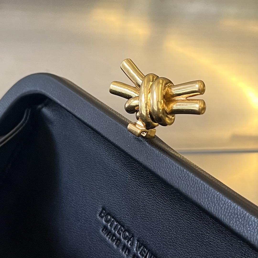 Bottega Veneta Knot - EUR FASHION