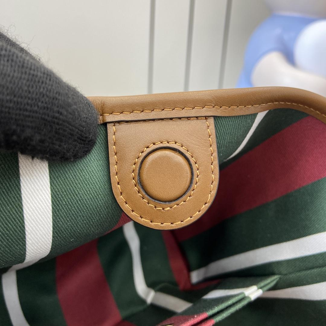 Gucci GG Emblem Mini Bucket Bag - EUR FASHION