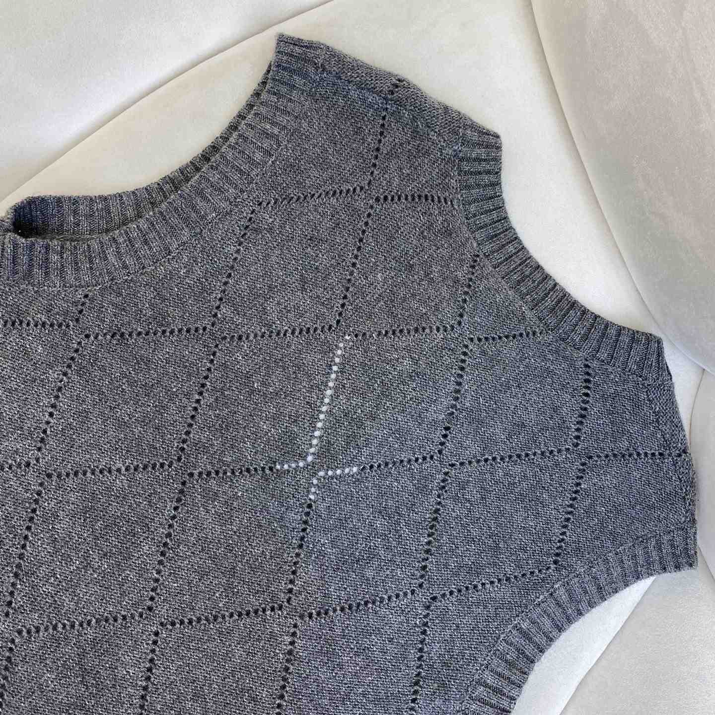 Givenchy Cropped Sweater In Wool - EUR FASHION
