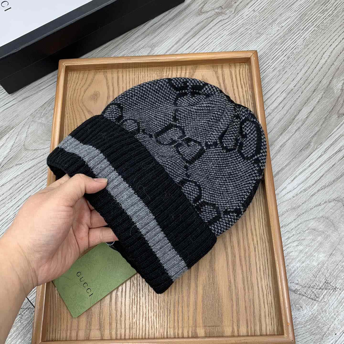 Gucci Beanie  - EUR FASHION
