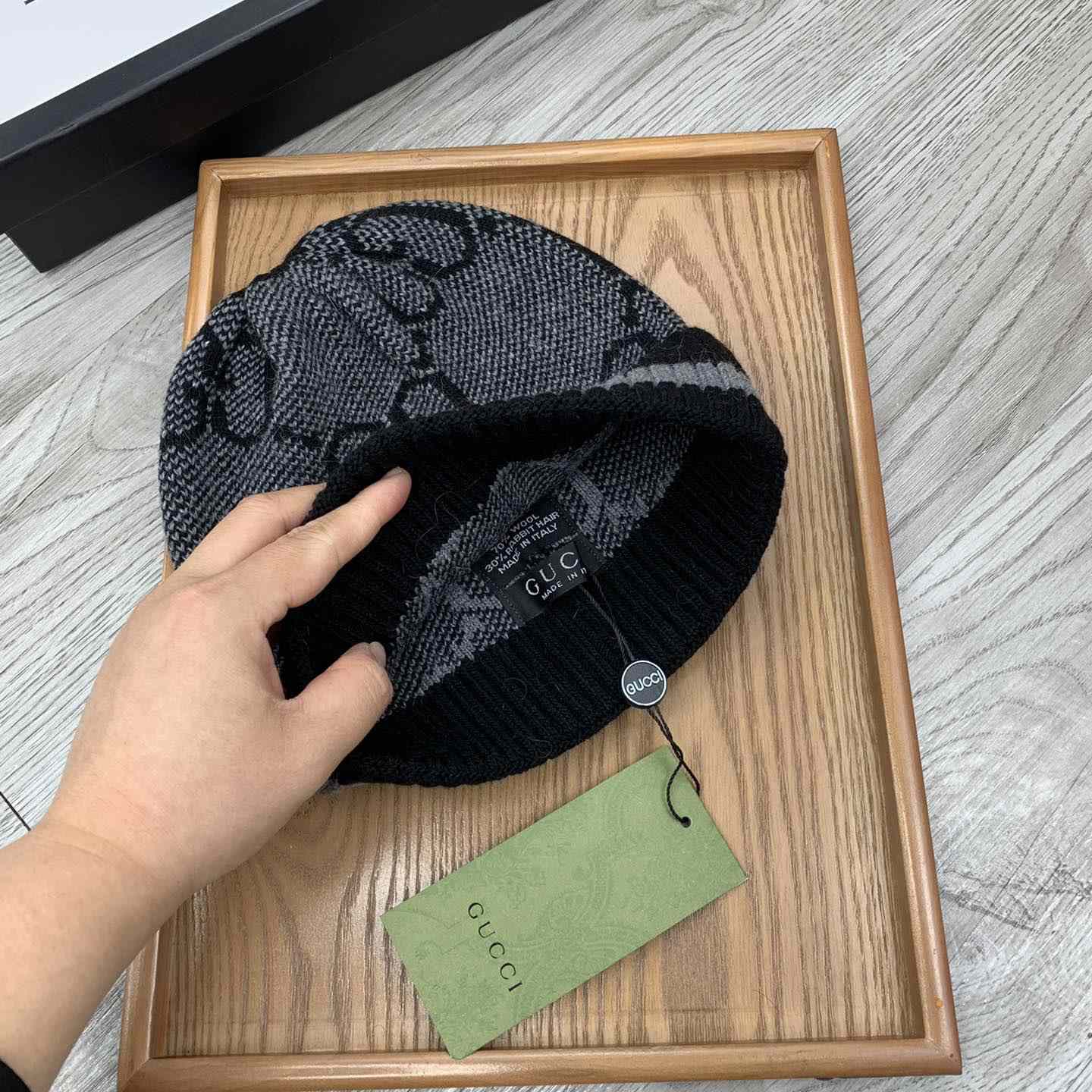 Gucci Beanie  - EUR FASHION