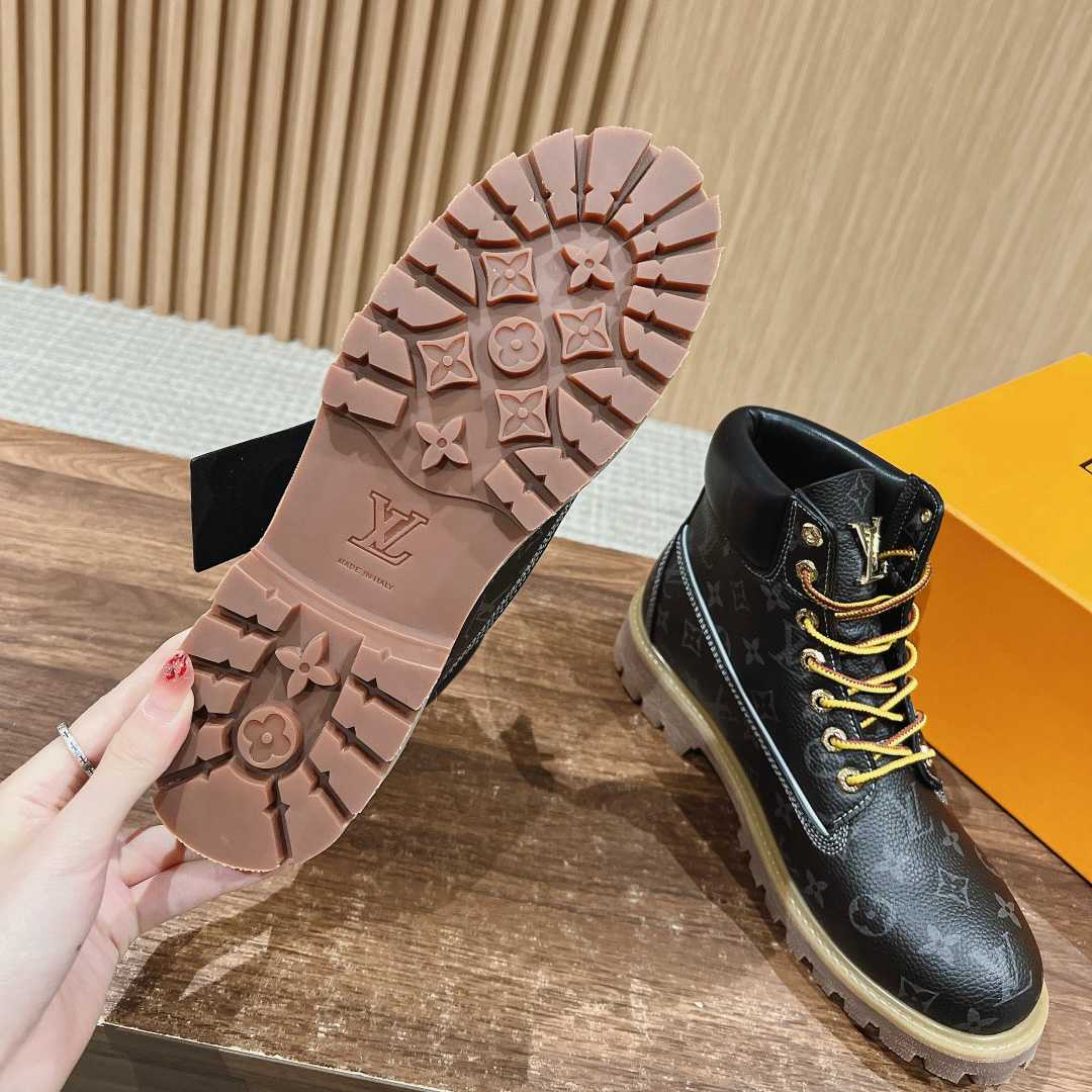 Louis Vuitton x Timberland Ankle Boot - EUR FASHION