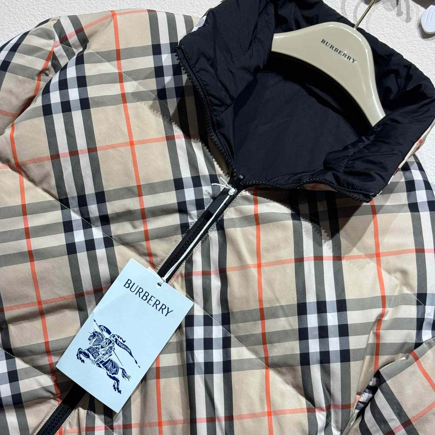 Burberry Reversible Padded Jacket - EUR FASHION
